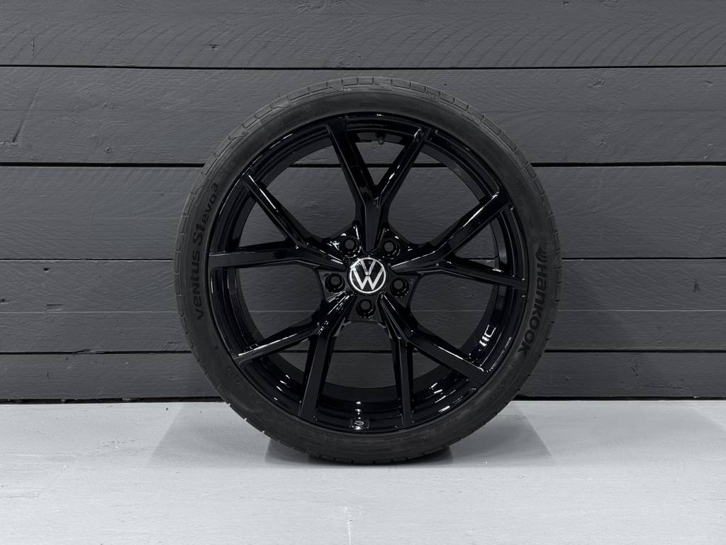 Velg reparatie Rotterdam en gespoten in kleur