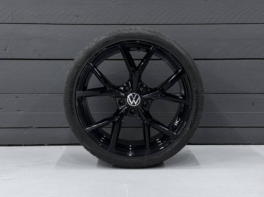 Velg reparatie Rotterdam en gespoten in kleur