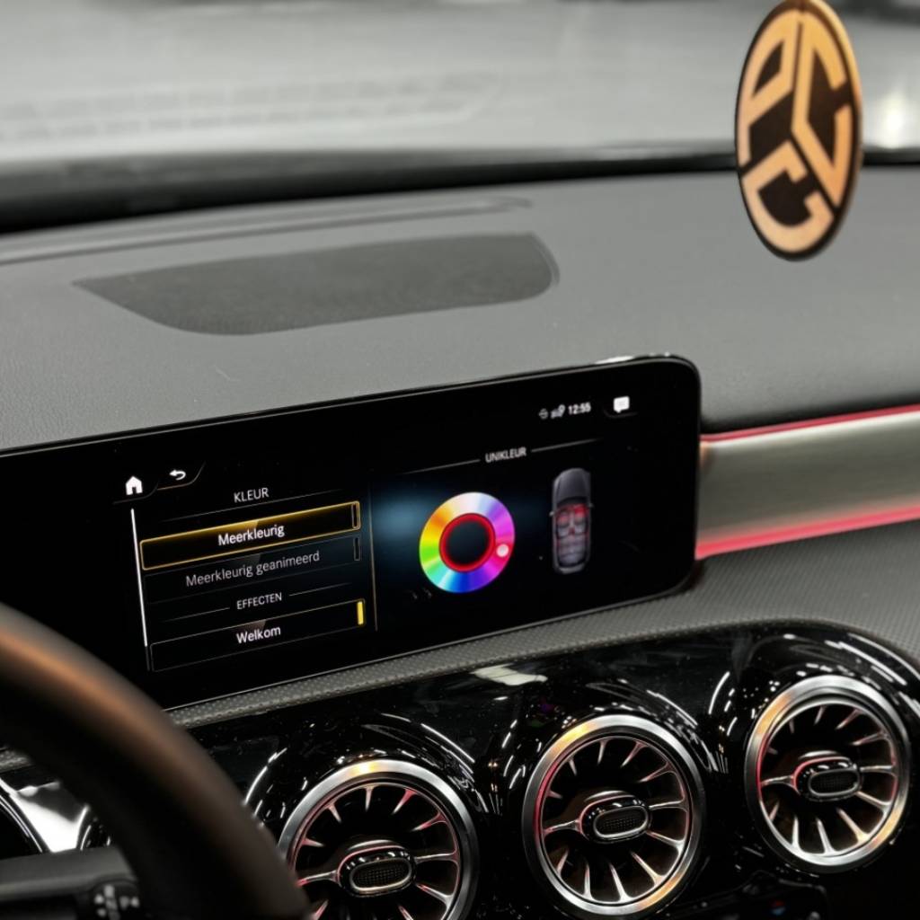Sfeerverlichting Mercedes geïntegreerd met MBUX